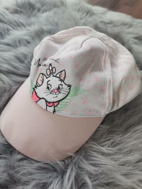 Šiltovky, cena za kus, 122