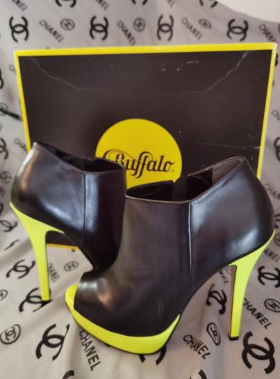 Dámske čierne lodičky neónové vysoké, veľkosť 37, 37