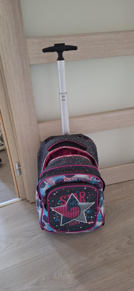 Skolska taska na kolieskach, 