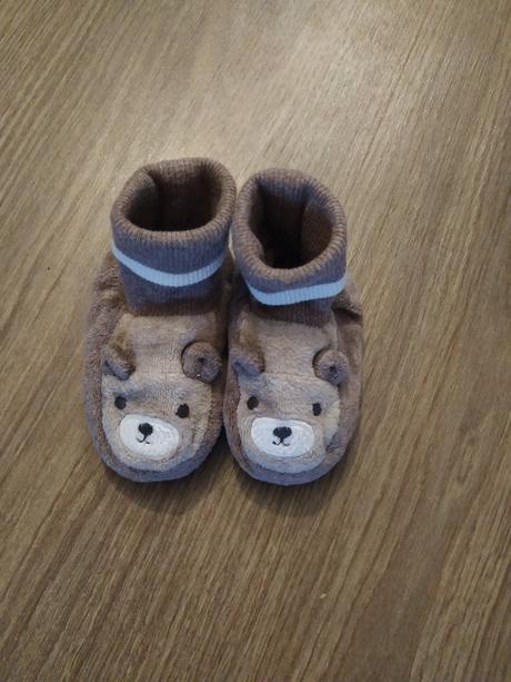 Medvedíkové papučky, 
