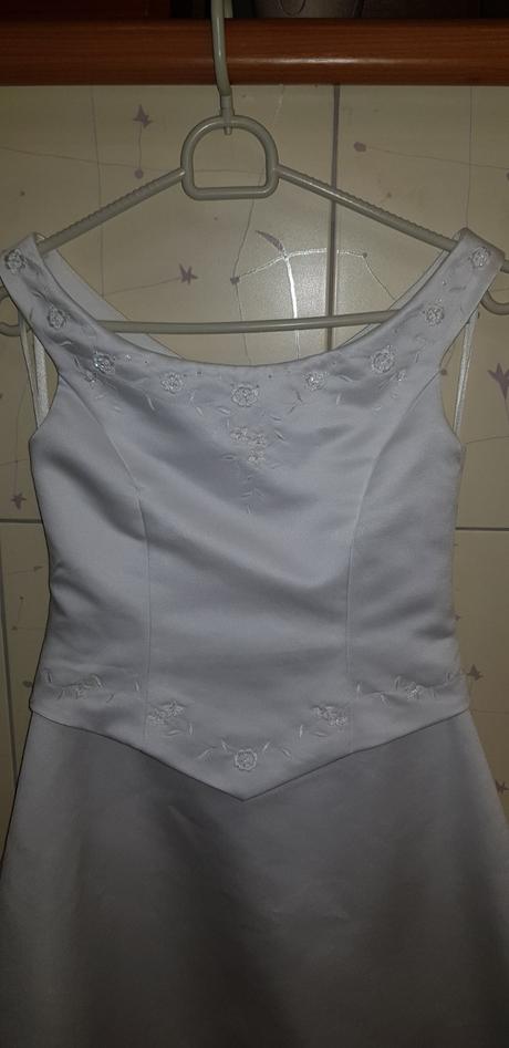 Šaty na 1. sv. prijímania, 134