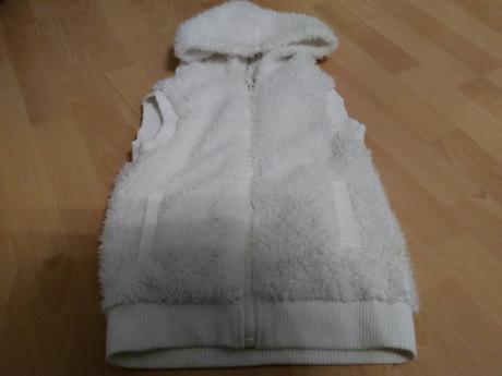 Vesta huňatá v.134/140, 140