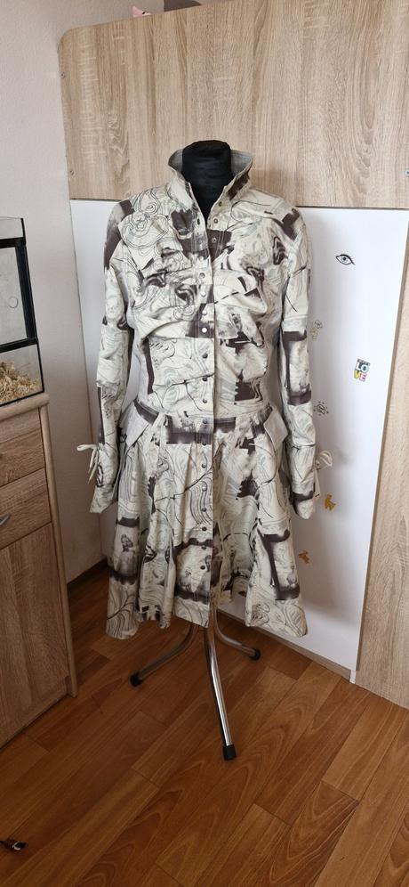 Luxusny trenckot st martins, l