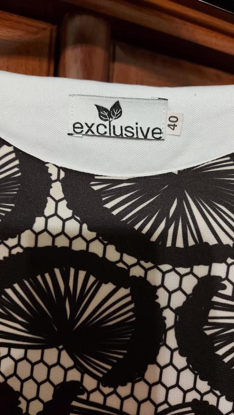 Štýlové šaty, 40