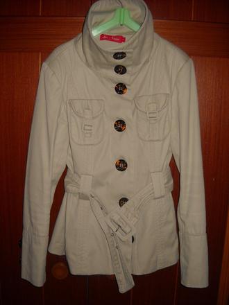 Kratší kabátik, s