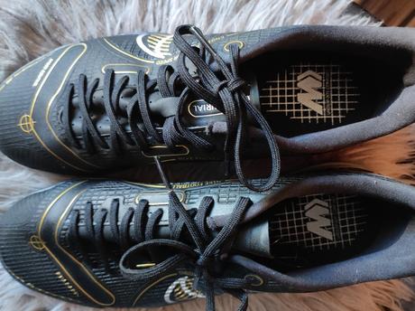 Halovky na futbal, nike,39