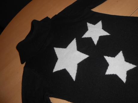 Predĺžený čierny svetrík-rolák veľ.s, s