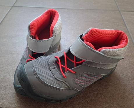 Turistické topánky, quechua,32