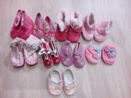 Dievčenské capacky, 18