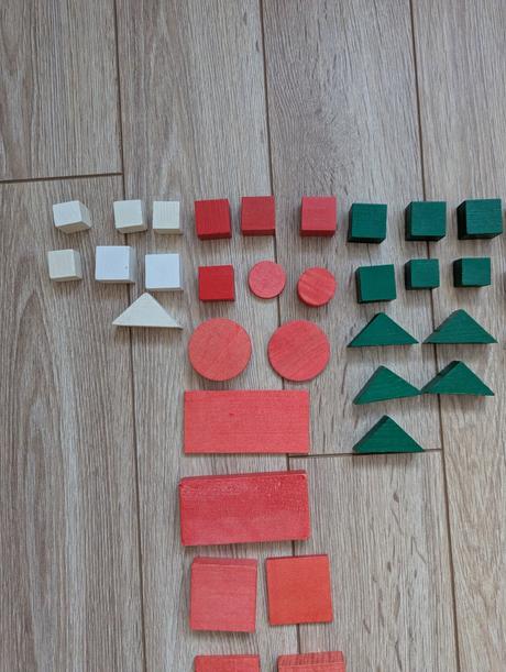 Drevene farebne kocky, 