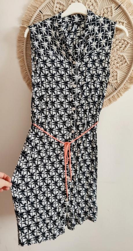 Letné šaty s palmami, atmosphere,l