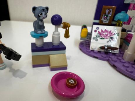 Lego friends emina izbička, s doporučenou poštou, 