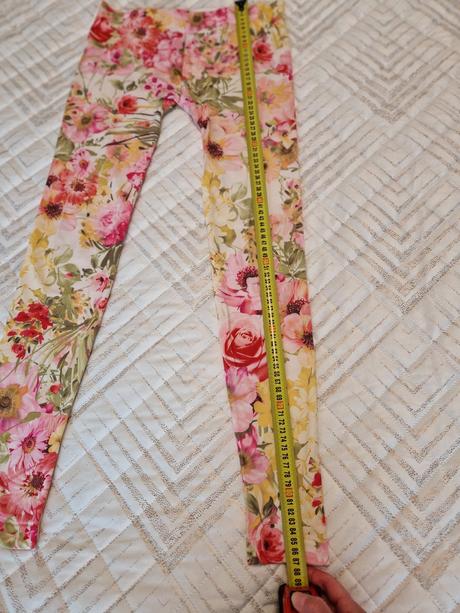 Kvietkovane leginky, 36