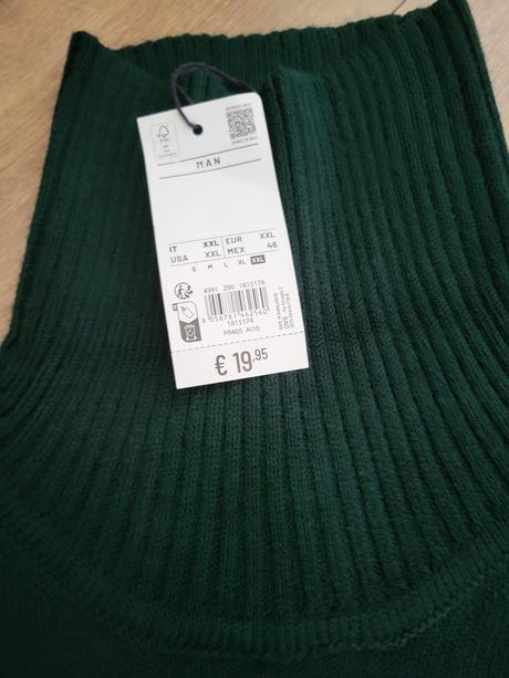 Zelený a biely rolák,  oba nové,  značky ovs , kup, ovs,xxl