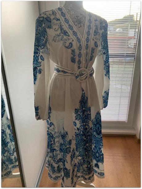 Vzorované midi šaty s opaskom, l