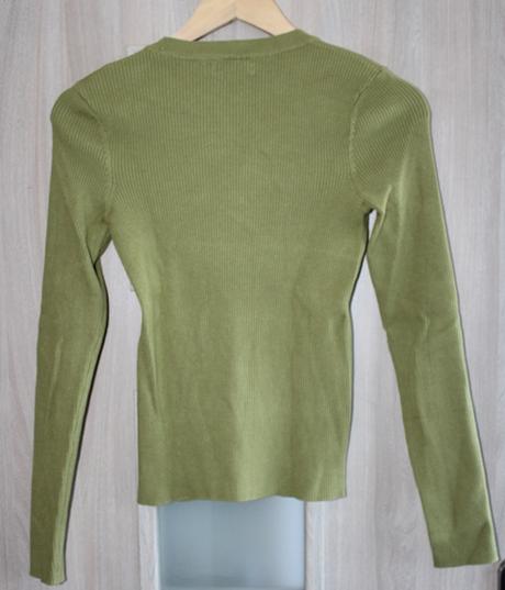 Dámsky zelený pulover č. m, m