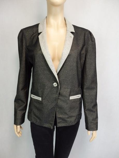 Kvalitný tmavosivý blejzer, 38