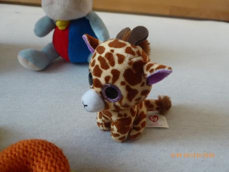 Plyšáky-mickey mouse,zajačiky., 