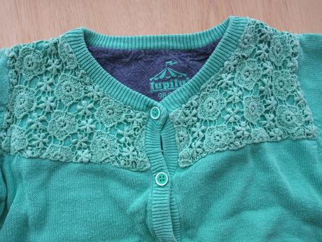 Svetrík na gombíky pre dievčatko, lupilu,104