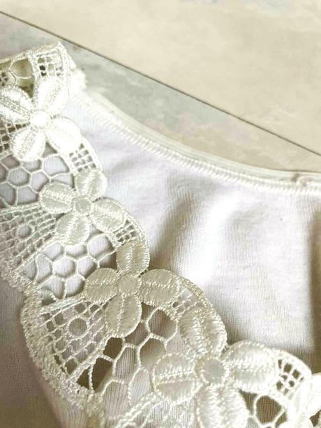 Tielko s madeirovým lemom, l