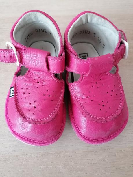 Ružové sandalky, rak,18