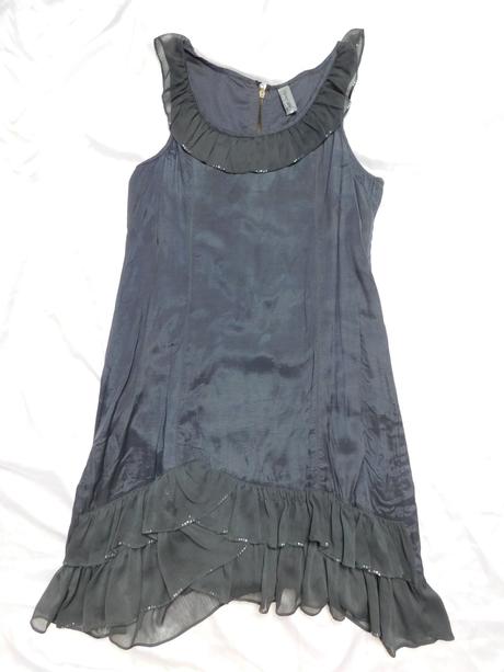 Kvalitne velmi pekne šaty, 38