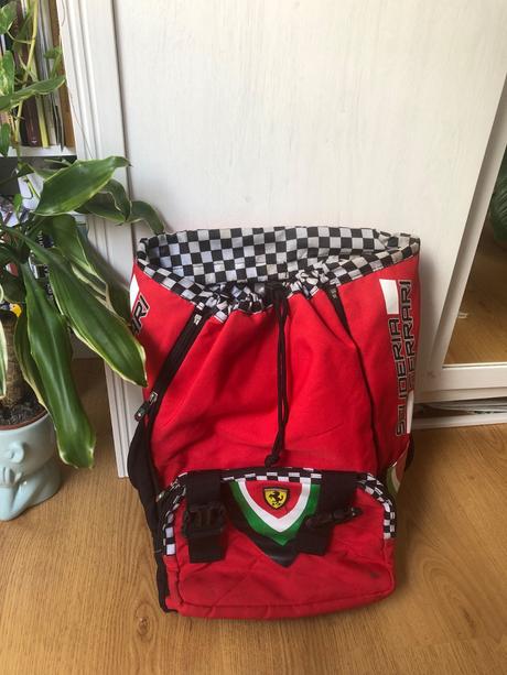 Chlapčenský batoh do školy ferrari/ školská taška, 