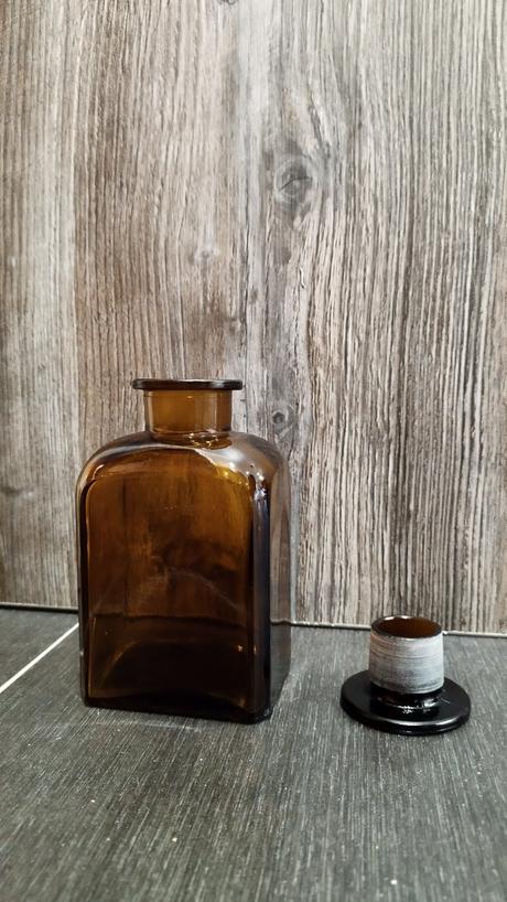 Hranaté sklené fľaše na čaje a bylinky, 