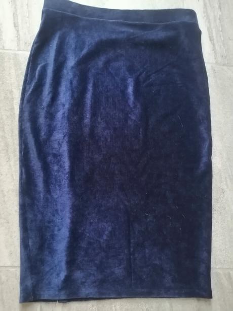 Zamatová sukňa beloved, vm, elast., m