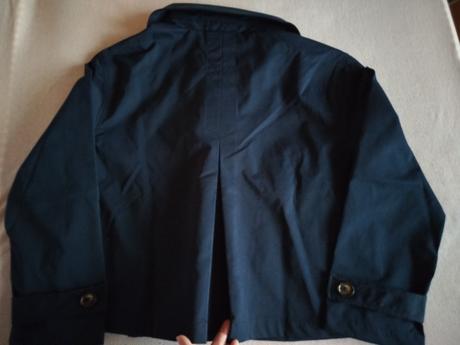 Trenčkoty oversize farby navy a béžový č. 40, esmara,40