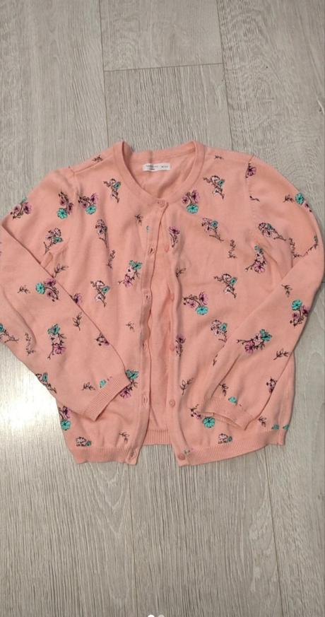 Tenký pulovrik na gombíky, sinsay,140