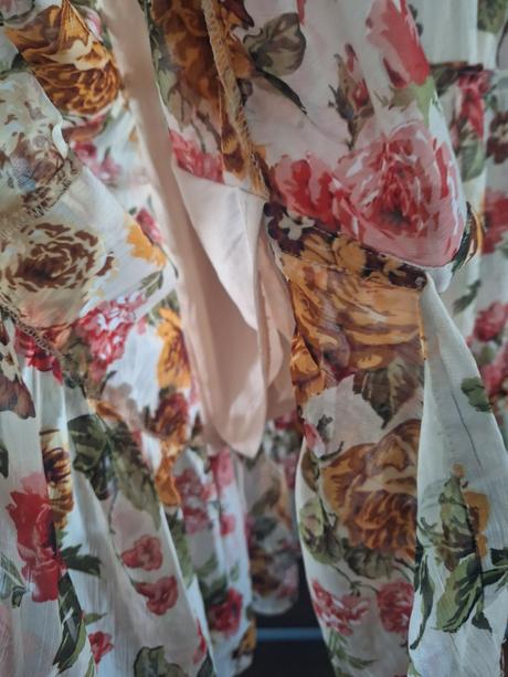 Letne saty, stradivarius,s
