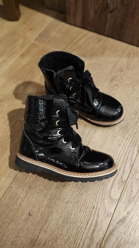 Friboo lesklé kožené čižmičky, 27