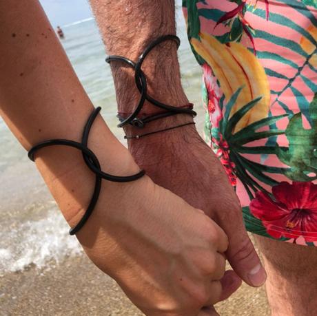 Nekonečno náramok čierny, červený, biely, 