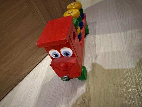 Drevený vláčik nasuvanie farieb, 