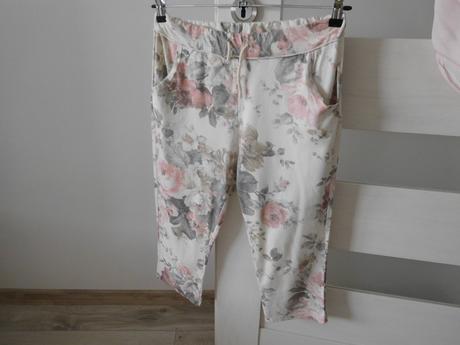 Blejzer+šaty kvietkované, jerné xl., xl