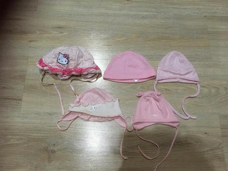 Čiapky62az68 hello kitty, h&m,62