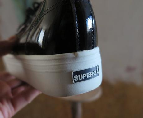 Dámske kožené tenisky superga na platforme v laku, 40