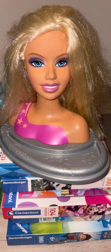 Hračky - puzzle 4x,hlava barbie,frozen a šmolkovia, 