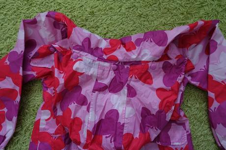 Pršiplášť s motýlikmi, yigga,140