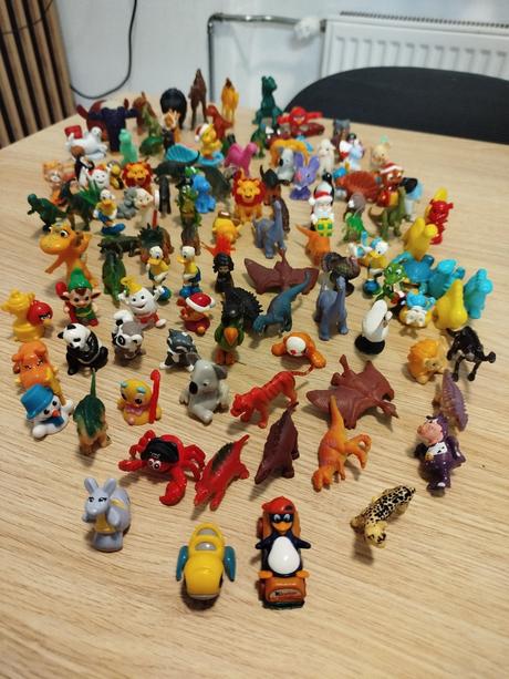 Figúrky z kinder, dinosaury a zvieratka, 