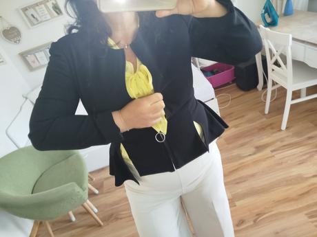 Zara zaujímavé sako vzadu s volanom, zara,l