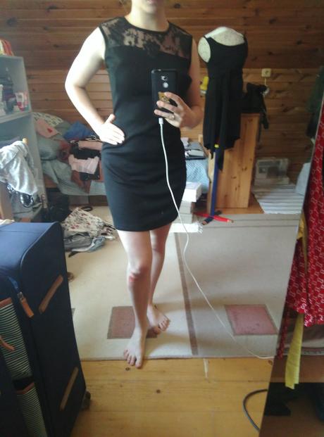 Saty s cipkovanym chrbatom, s