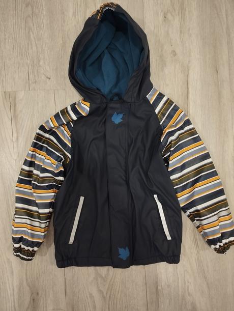 Bunda do dažďa, lupilu,110