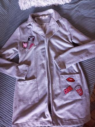 Neprehliadnuteľný coat, m