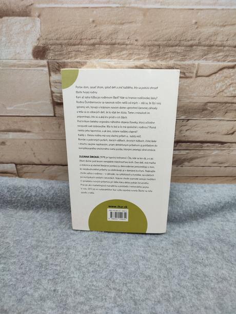 Tiene bieleho orgovánu - zuzana široká, 