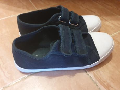 Tmavomodré plátenky, victory,35