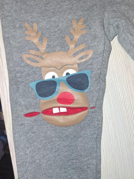 Vianočné tepláky, 104