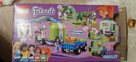 Lego friends  41371 - mia a jej príves pre kone, 