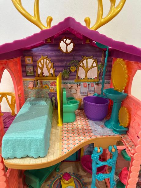 Bábiky enchantimals, 